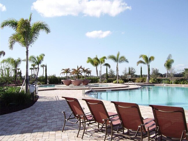 Building Photo - 7015 River Hammock Dr