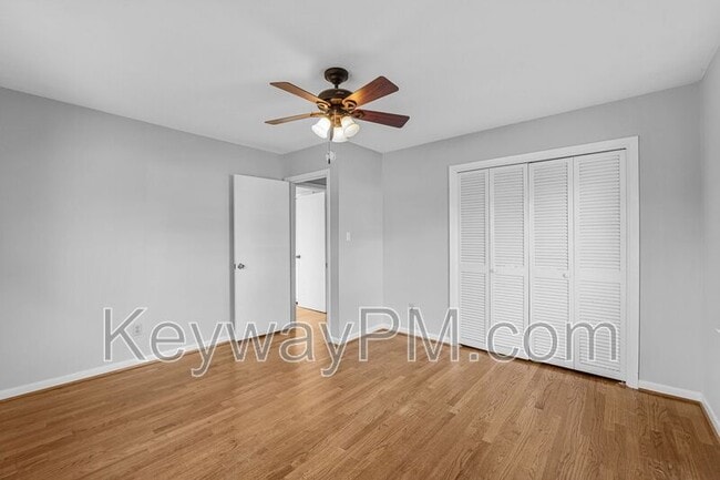 Building Photo - 116 Thomas Dr