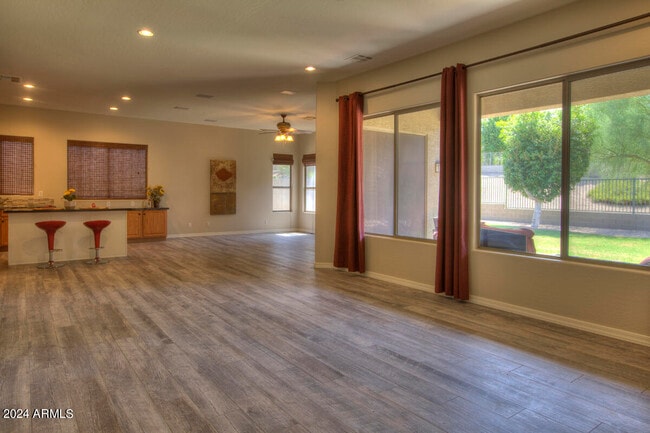 Building Photo - 25609 N Singbush Loop