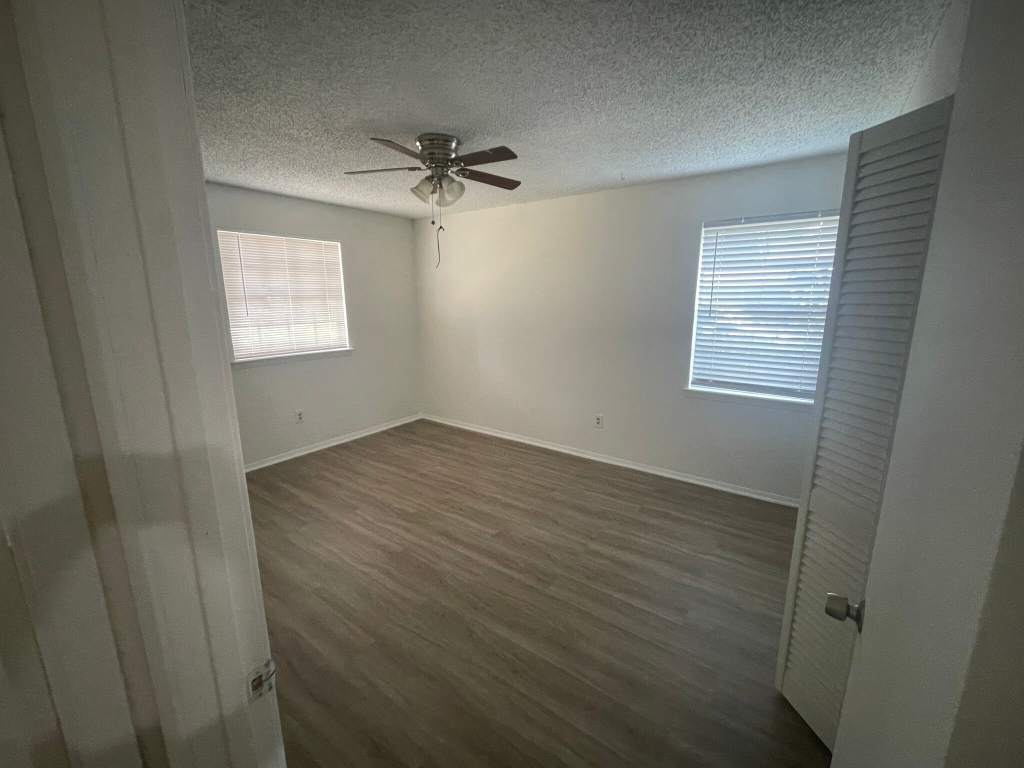Master Bedroom - 2314 Normandy Dr