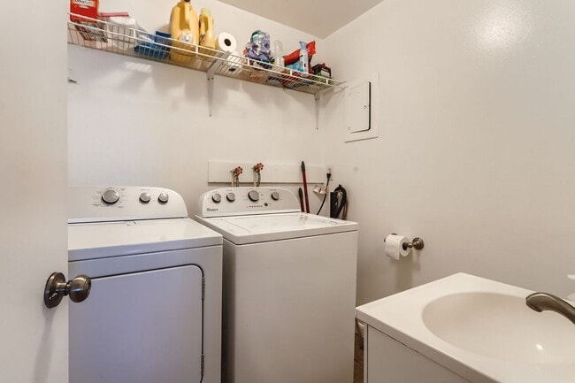 Building Photo - Downtown Tranquility: 2BDR Escape in Lafay...