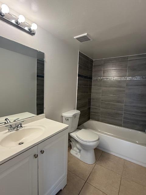 Building Photo - 2050 Oleander Blvd