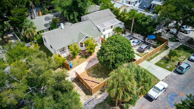 Building Photo - 1412 7th Ave N
