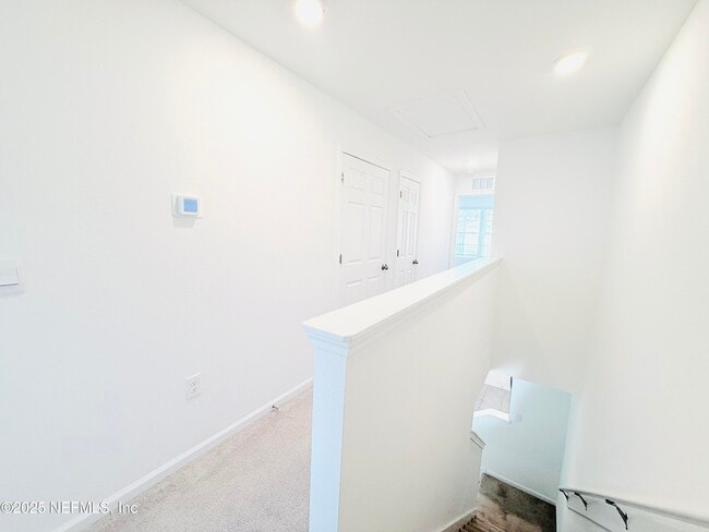 Building Photo - 8334 Zenith Cir