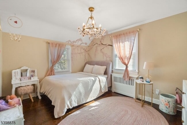 Building Photo - 24 E Harrison Pl