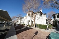 Building Photo - No Showings until 4/10/2026