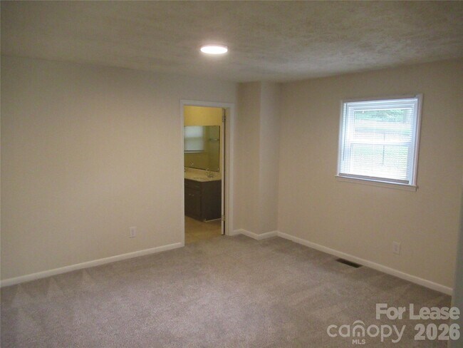 Building Photo - 745 Brady Branch Trail