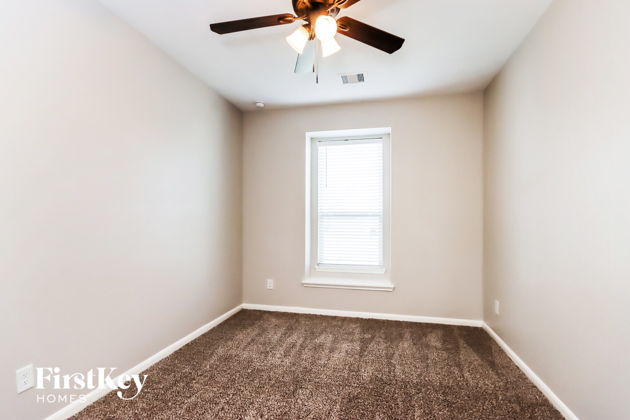 Building Photo - 25515 Kensington Lk Dr