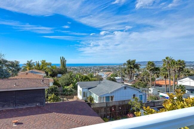 Building Photo - Exquisite Coastal Living- Ocean Beach