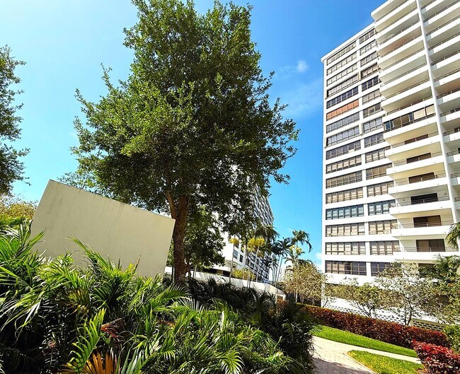 Building Photo - 600 Three Islands Boulevard