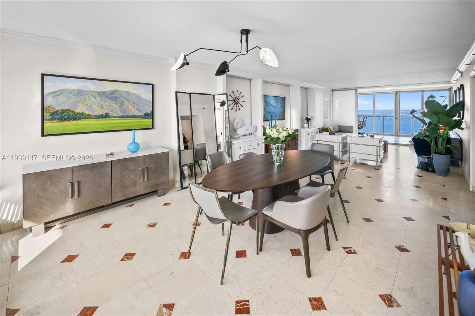 Building Photo - 1541 Brickell Ave