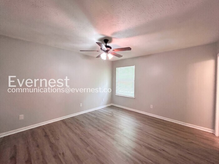 Building Photo - 2510 Corner Shoals Dr