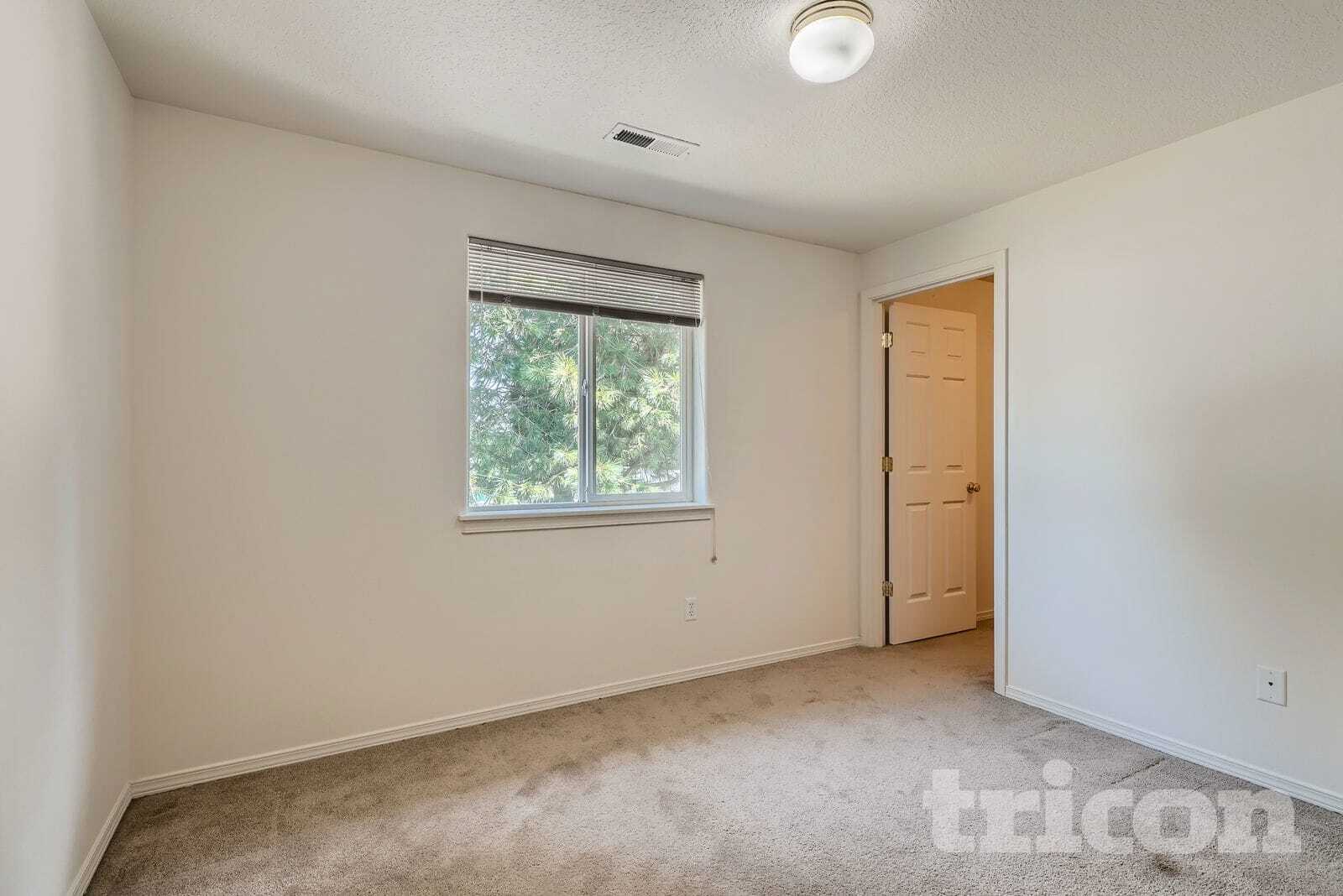 Building Photo - 6509 NE 139th Ct