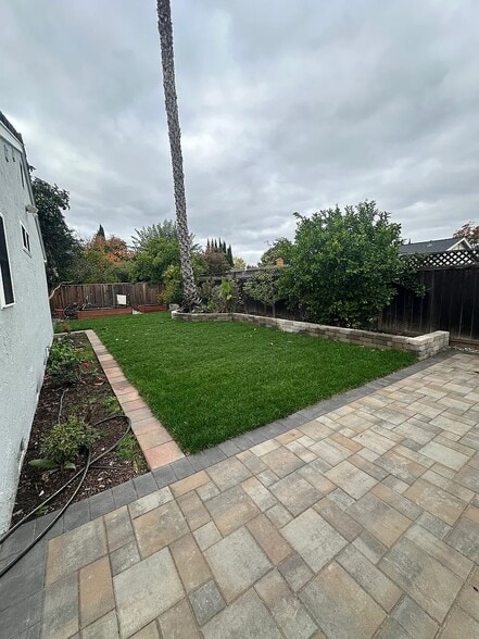 Building Photo - 575 Modoc Ct