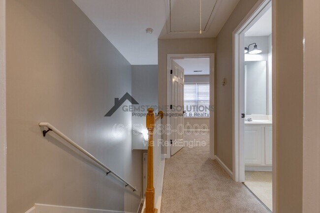 Building Photo - 605 Cashmere Dr