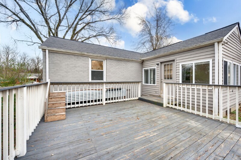 Building Photo - 5023 Packard Dr