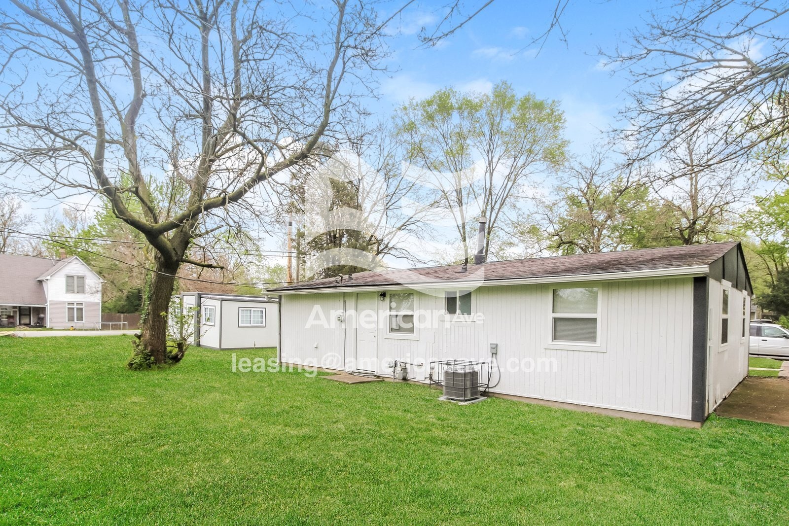 Building Photo - 2968 Wallace Ave