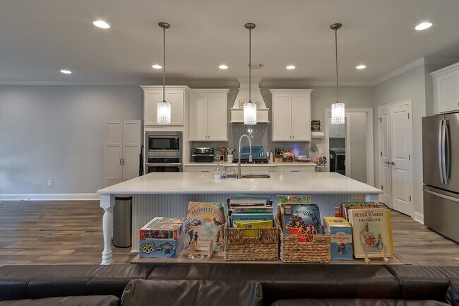 Building Photo - Available July 15, 2026