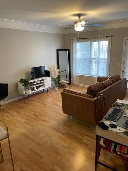 Living Room - 2700 Pine Tree Rd NE