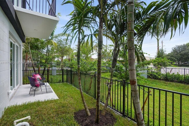 Building Photo - 2095 W Atlantic Ave