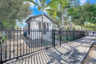 Building Photo - 52 NW 47th Ter