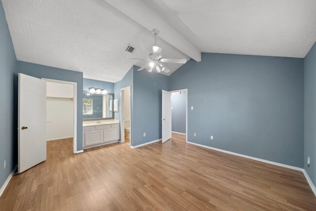 Building Photo - 7116 Haven Creek Dr