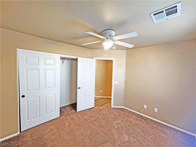 Building Photo - 3680 Ravine Ave