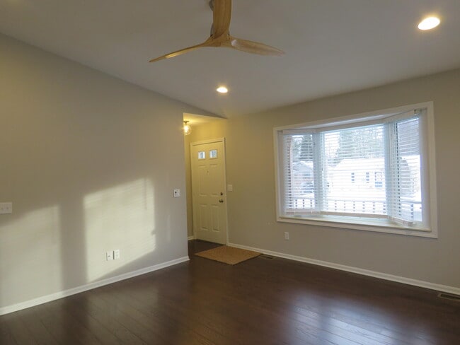 Building Photo - 3539 East St