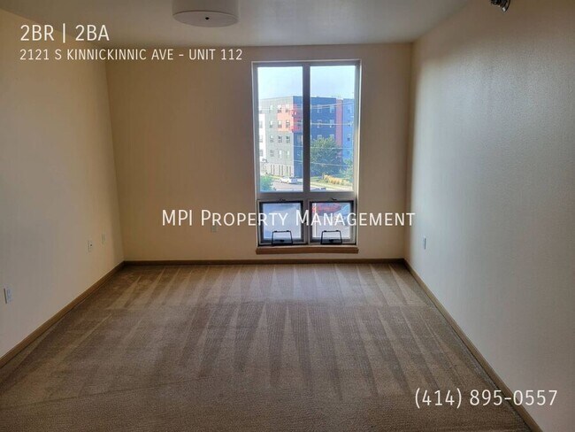 Building Photo - 2121 S Kinnickinnic Ave