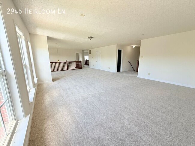 Building Photo - 2946 Heirloom Ln