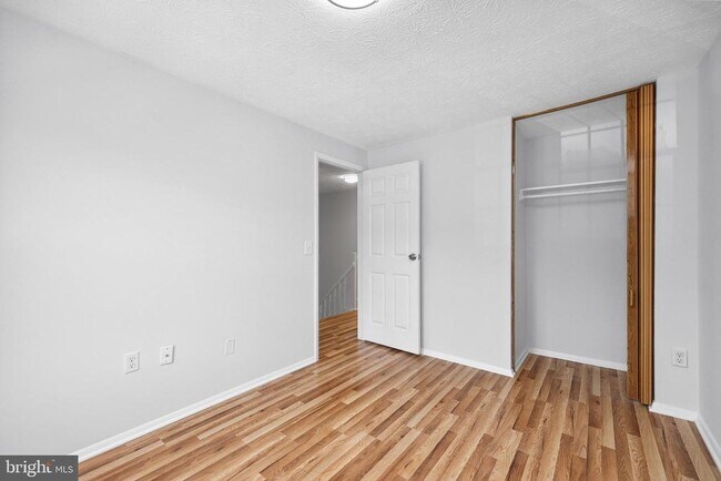 Building Photo - 1632 Barnstead Dr