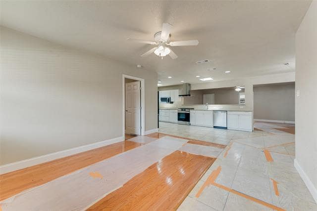 Building Photo - 2429 Towerwood Dr