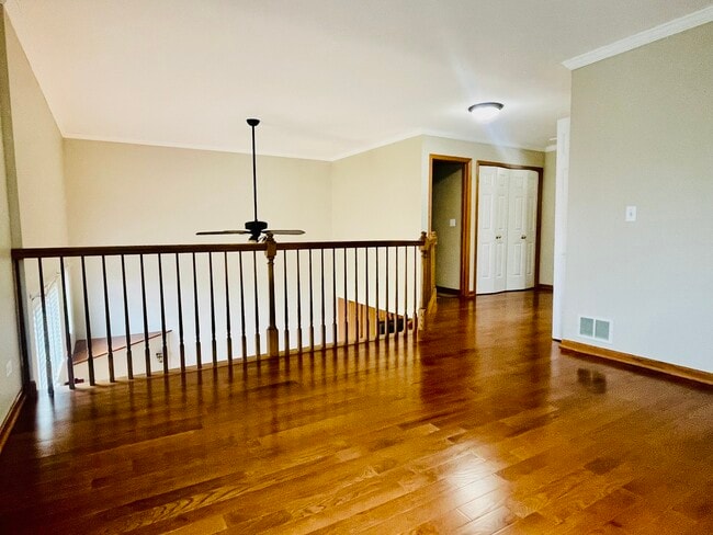 Building Photo - 517 Willow Way