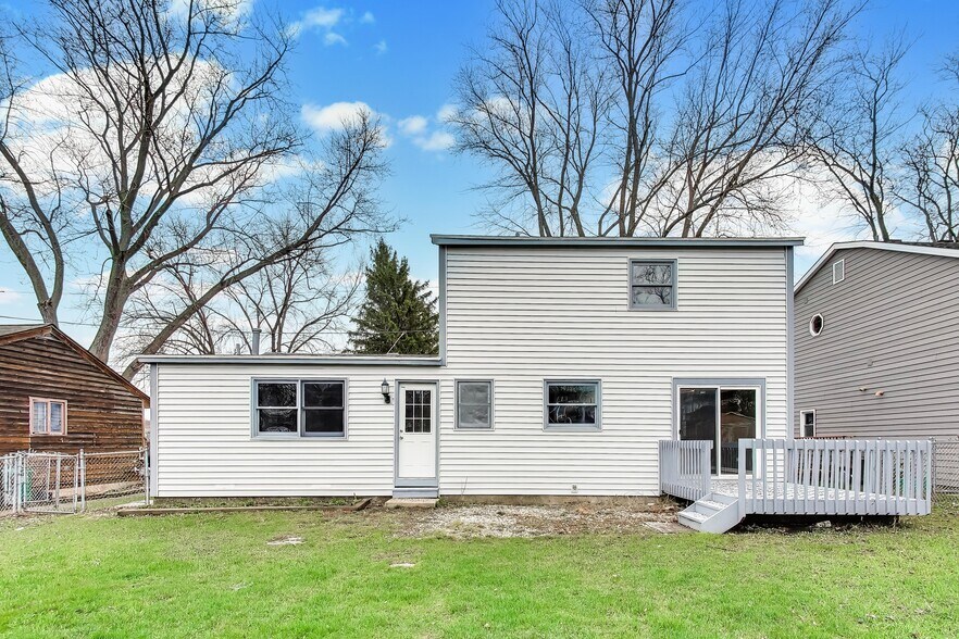 Building Photo - 2904 Gregg Dr