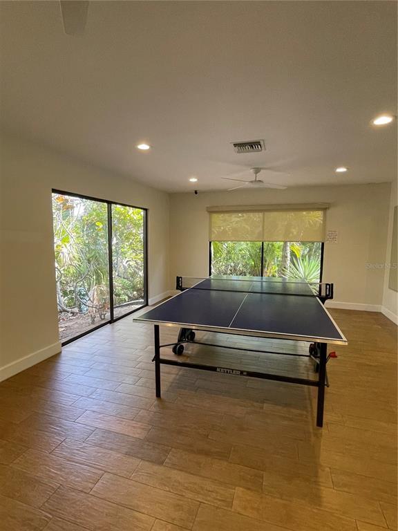 Building Photo - 1664 Starling Dr