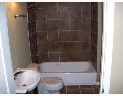 Building Photo - 581 S Ray Ave