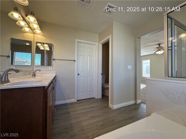 Building Photo - 8063 Kintori Jct St