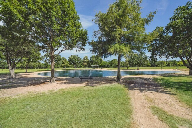 Building Photo - 7014 Spruce View Ct
