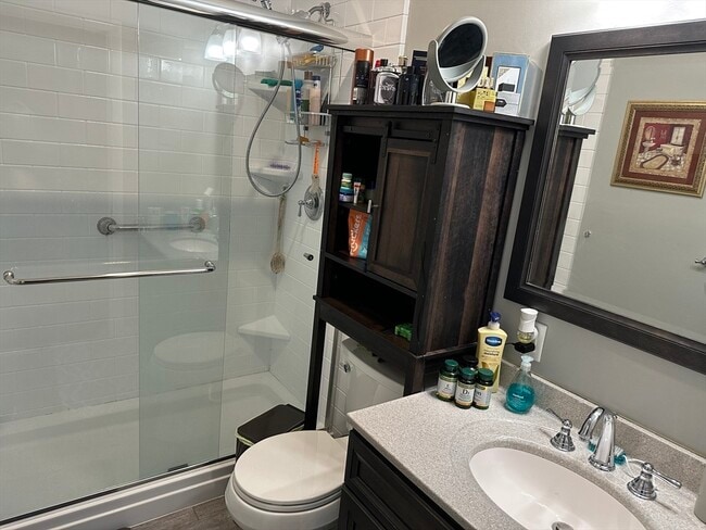 Building Photo - 114 Nahant St