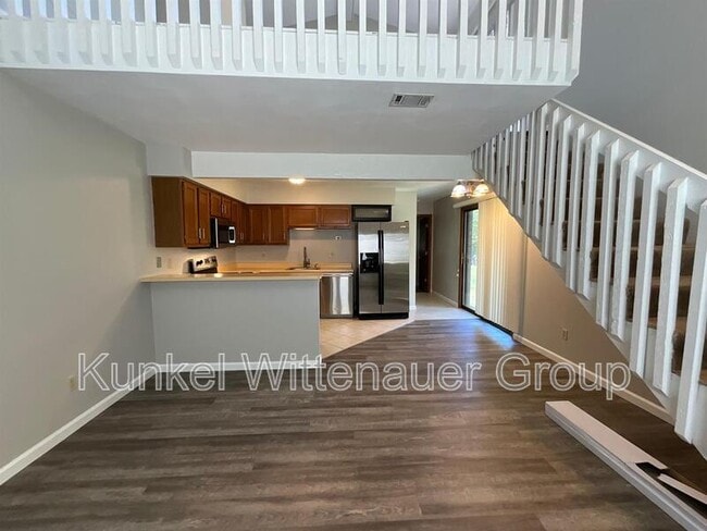 Building Photo - 244 Eagle Ridge