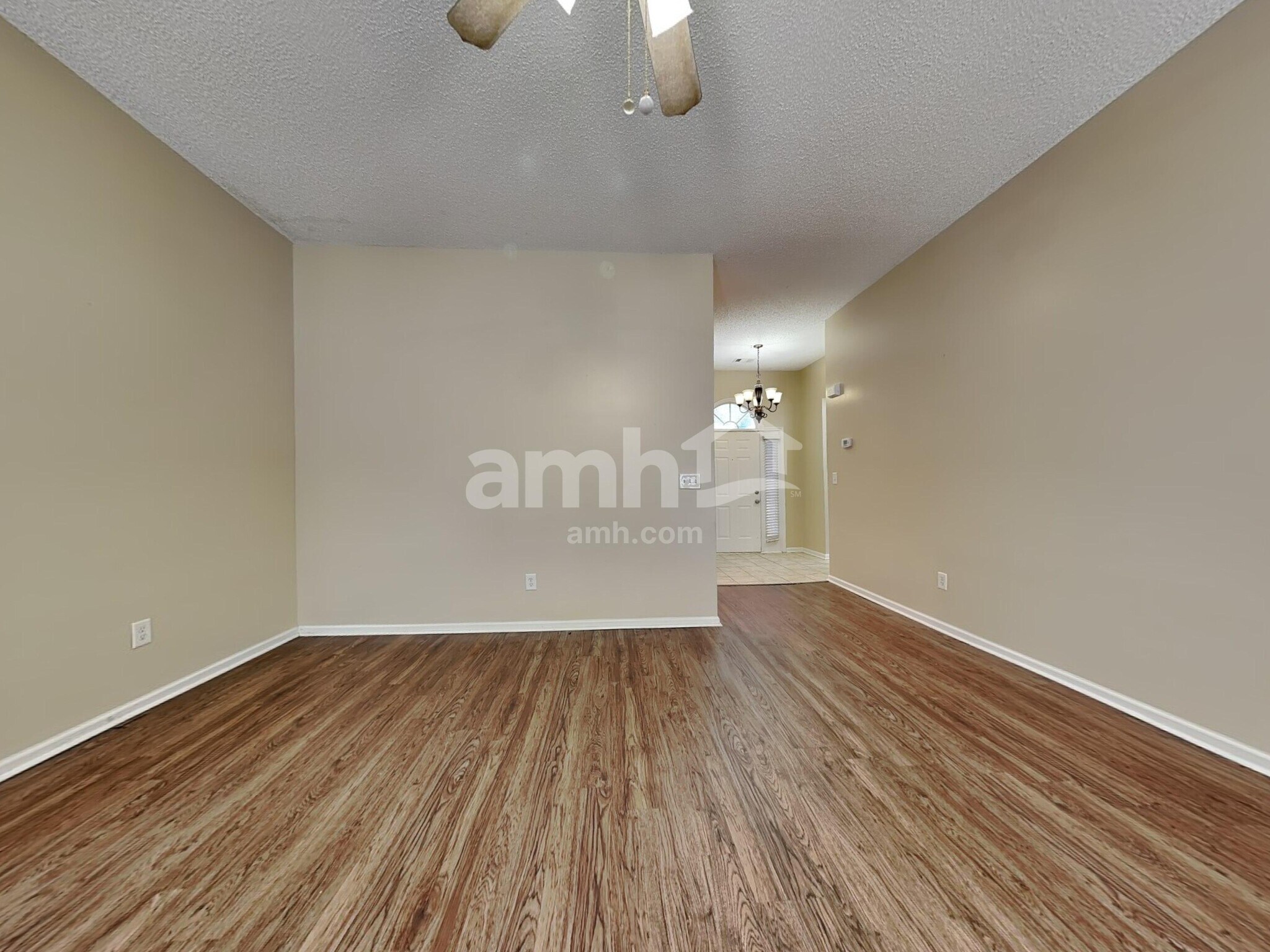 Building Photo - 505 Dresler Rd