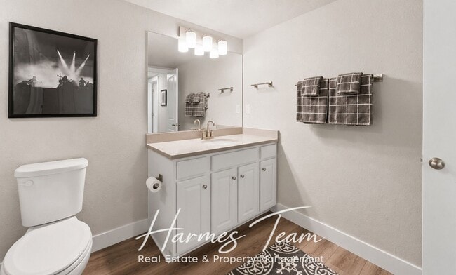 Building Photo - Beaufiful 5 Bedroom Home in the Trails of Aspen Ridge