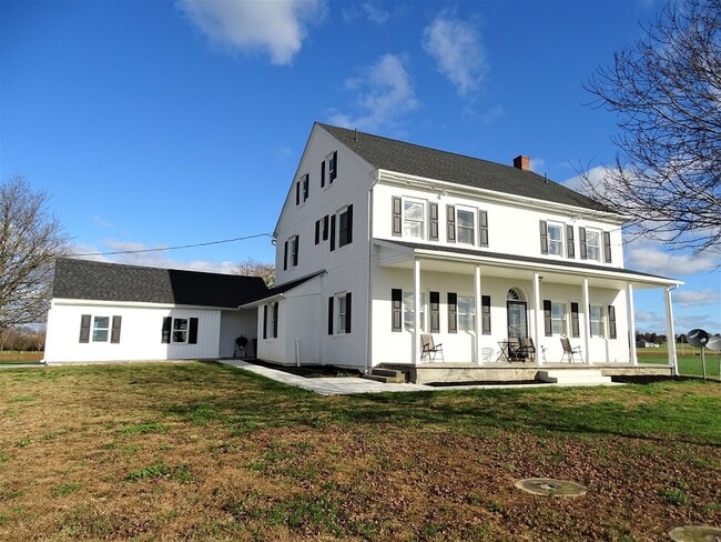 Building Photo - 737 Indian Village Rd