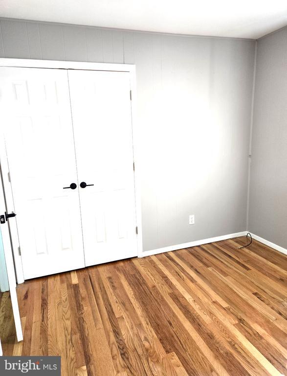 Building Photo - 897 Chapel Dr