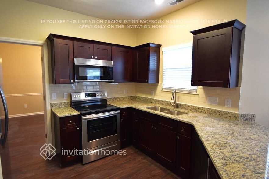 Building Photo - 9616 Kayce Ln