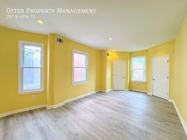 Building Photo - 207 N 60th St