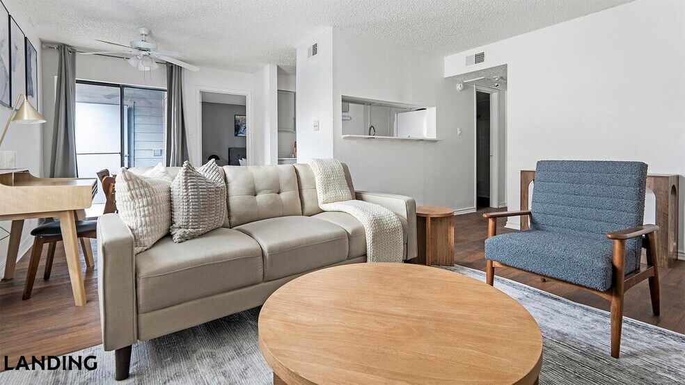 Building Photo - 1071 Clayton Ln