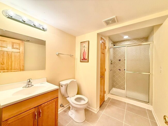 Building Photo - 2825 Tory Ct