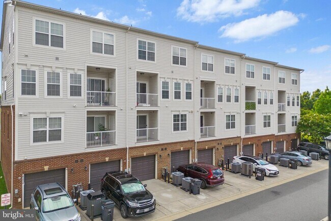 Building Photo - 43518 Stonecliff Terrace