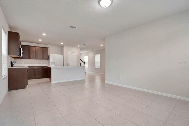 Building Photo - 1917 Summer Serenity Dr